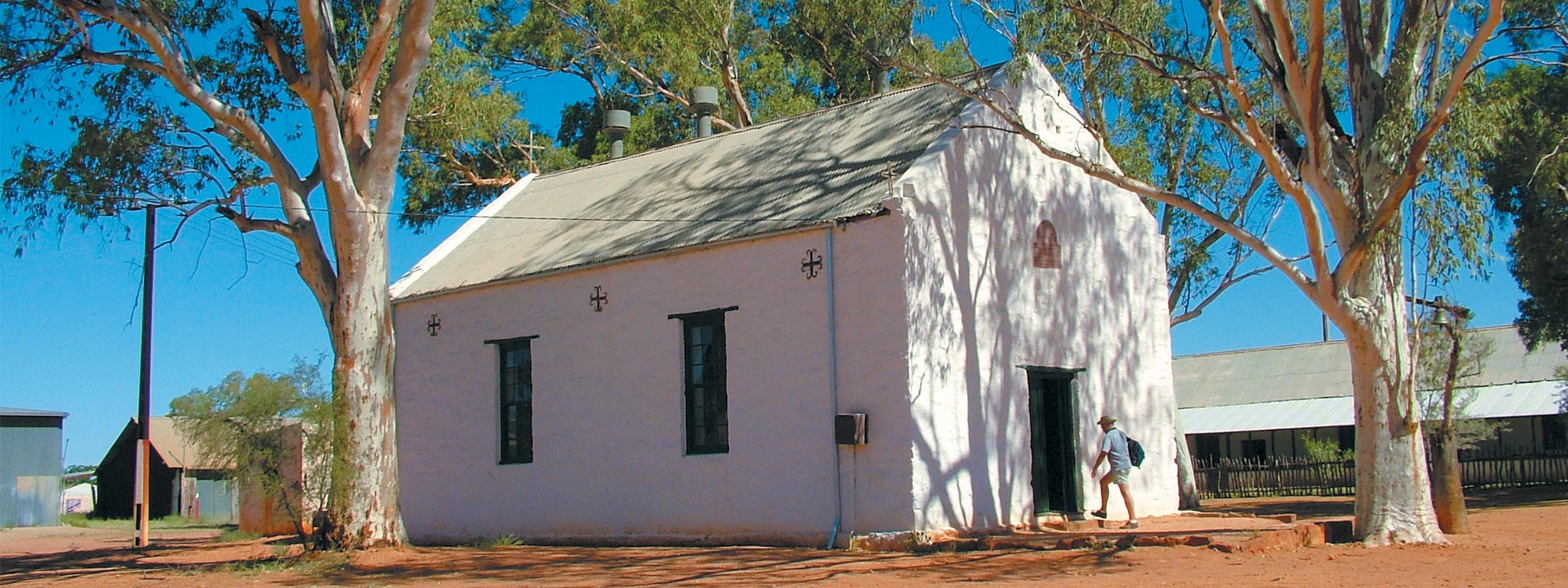 Hermannsburg Aboriginal Community Tours | AAT Kings US